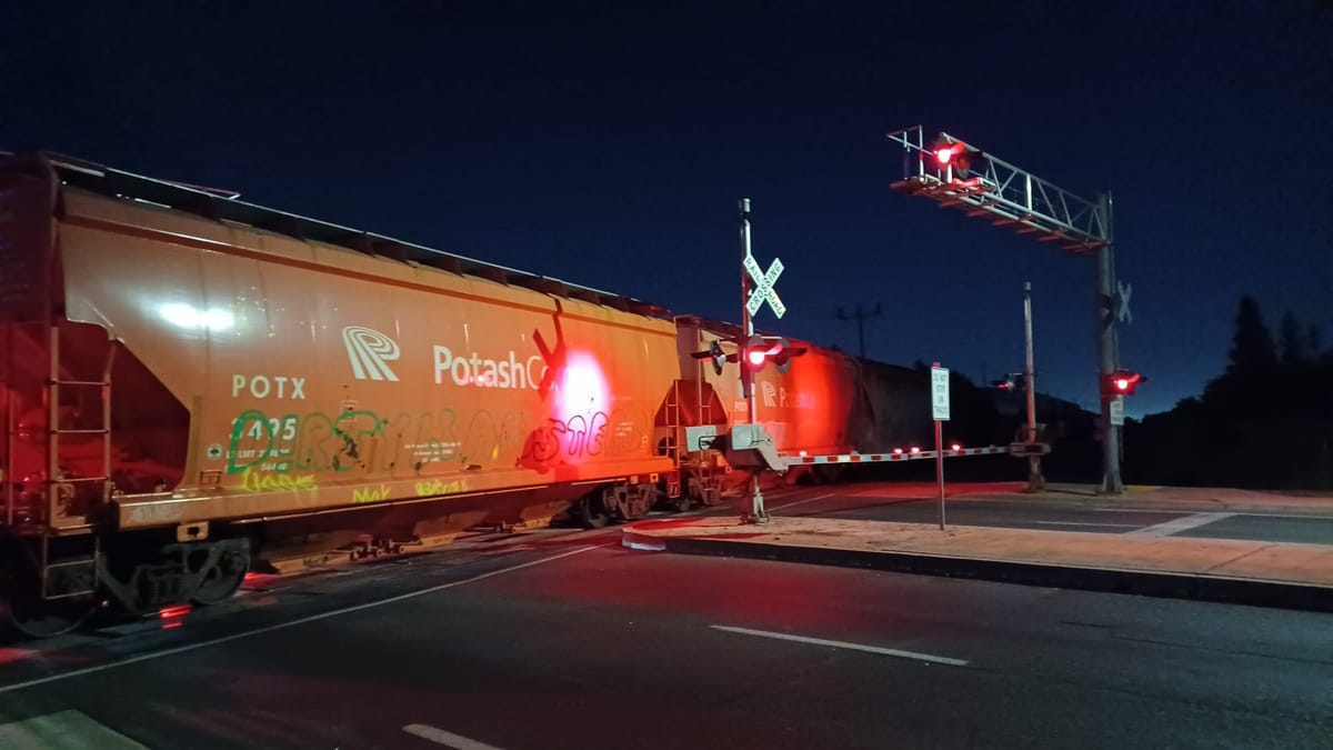 Union Pacific trains stopped, blocking crossings again in the City of Elk Grove